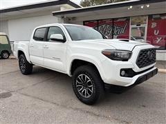 2021 Toyota Tacoma 4WD 