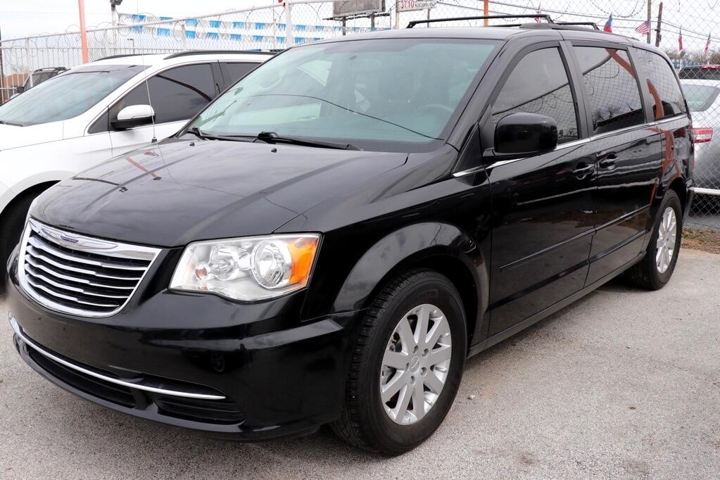 2016 Chrysler Town & Country 4dr Wgn LX