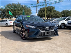 2020 Toyota Camry  2020 Toyota Camry