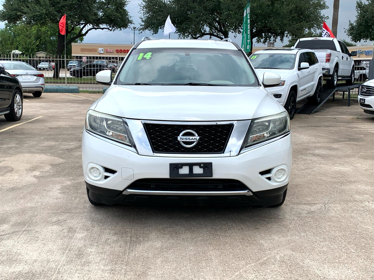 Nissan Pathfinder SL 2WD 2014 Nissan Pathfinder SL 2WD 2014