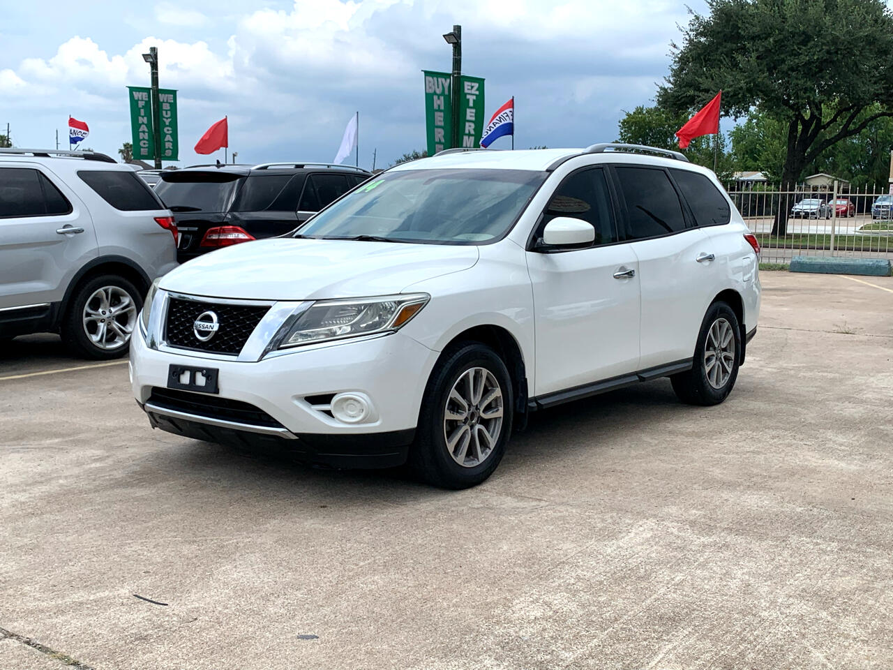 Nissan Pathfinder SL 2WD 2014 Nissan Pathfinder SL 2WD 2014