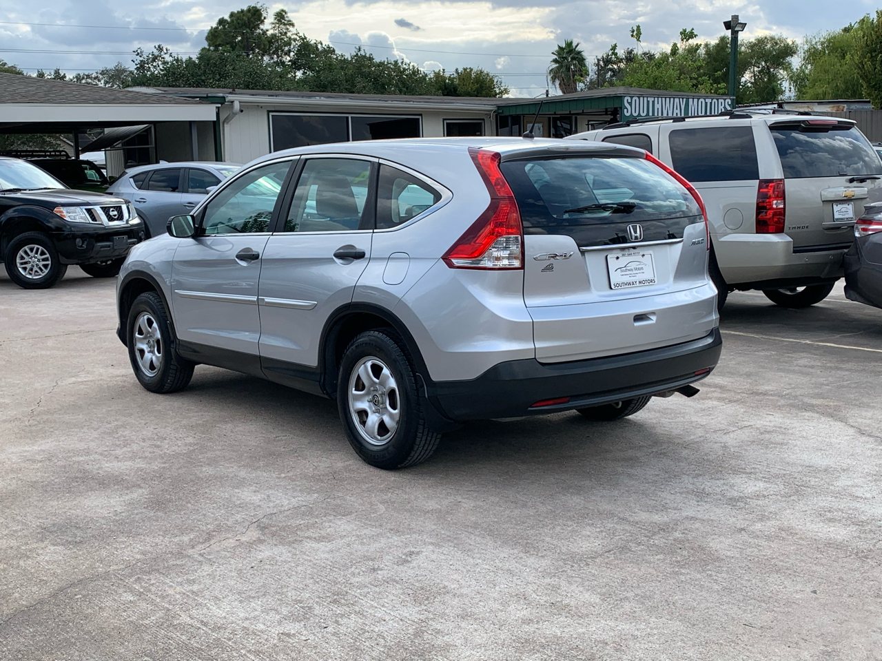 Honda CR-V LX 4WD 5-Speed AT 2014 Honda CR-V LX 4WD 5-Speed AT 2014