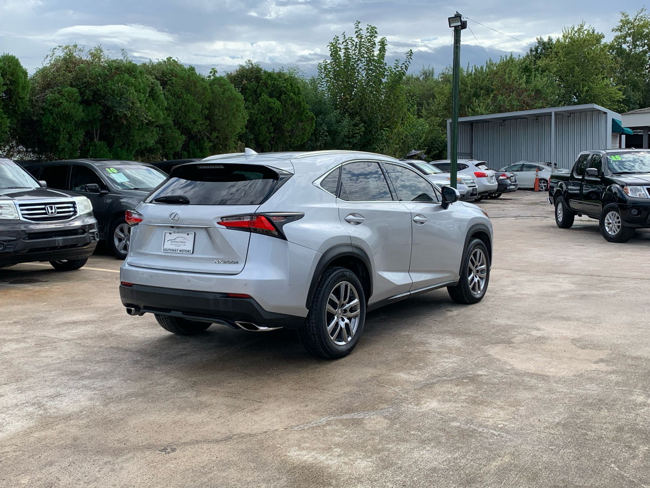 Lexus NX 200t AWD 2016 Lexus NX 200t AWD 2016
