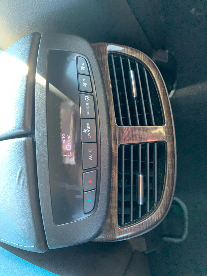 Acura MDX 6-Spd AT w/Tech Package 2012 Acura MDX 6-Spd AT w/Tech Package 2012