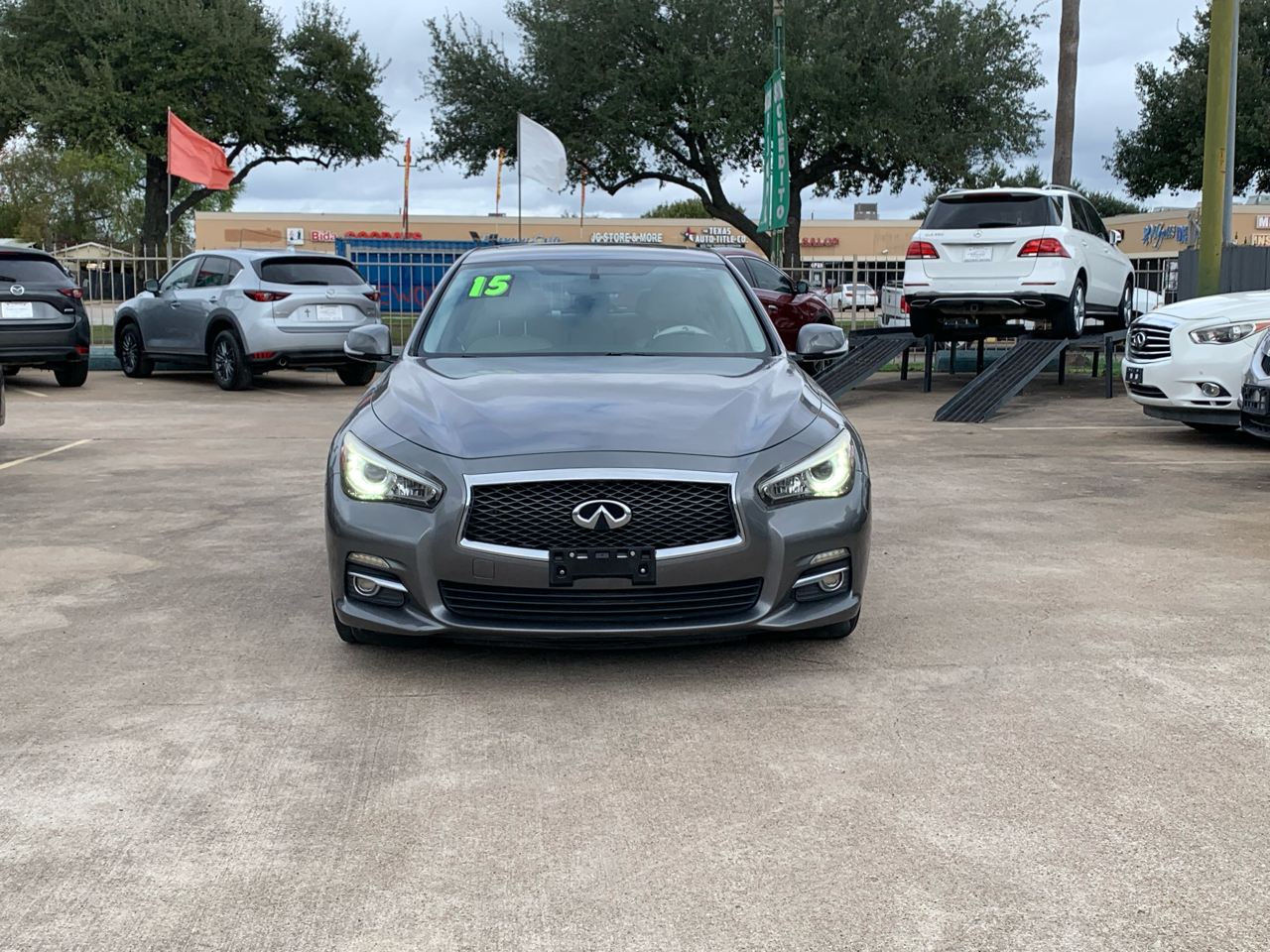 Infiniti Q50 Base 2015