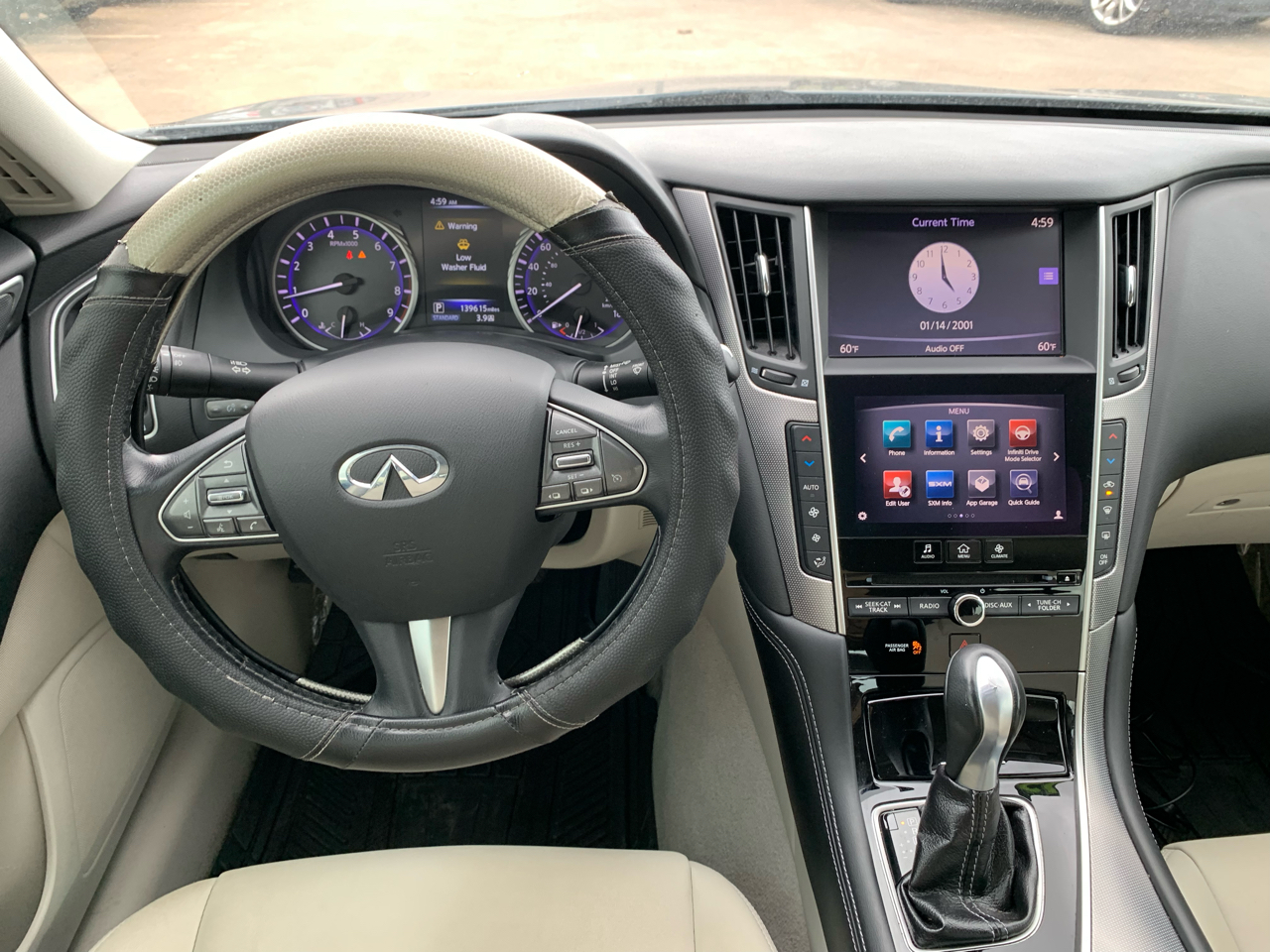 Infiniti Q50 Base 2015