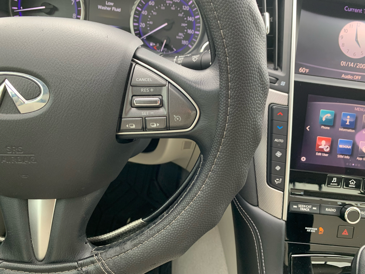 Infiniti Q50 Base 2015