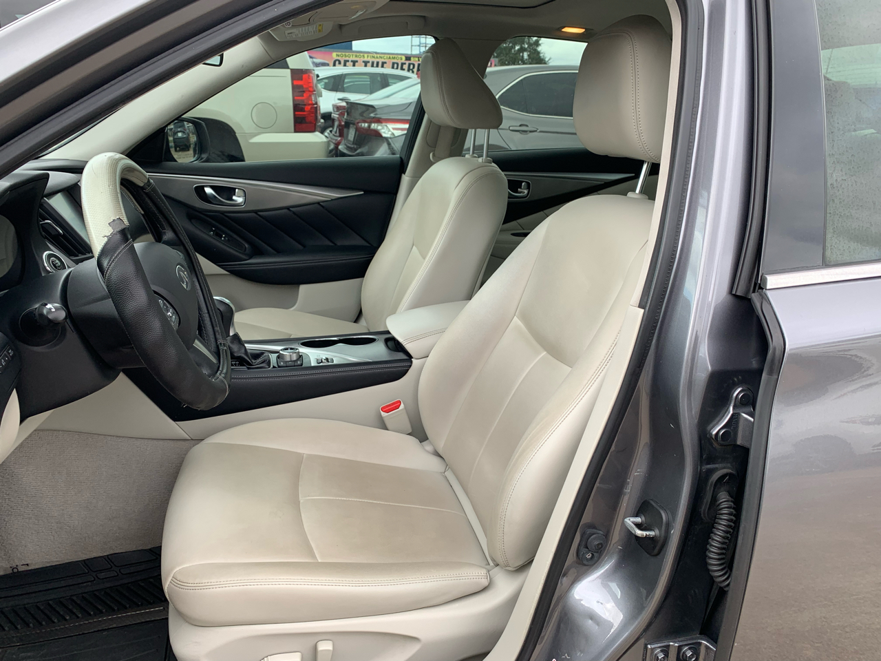 Infiniti Q50 Base 2015