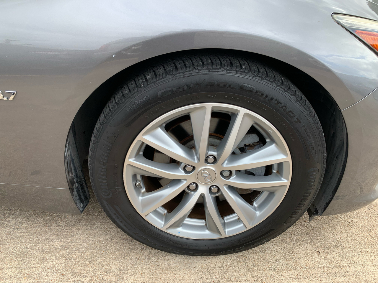 Infiniti Q50 Base 2015