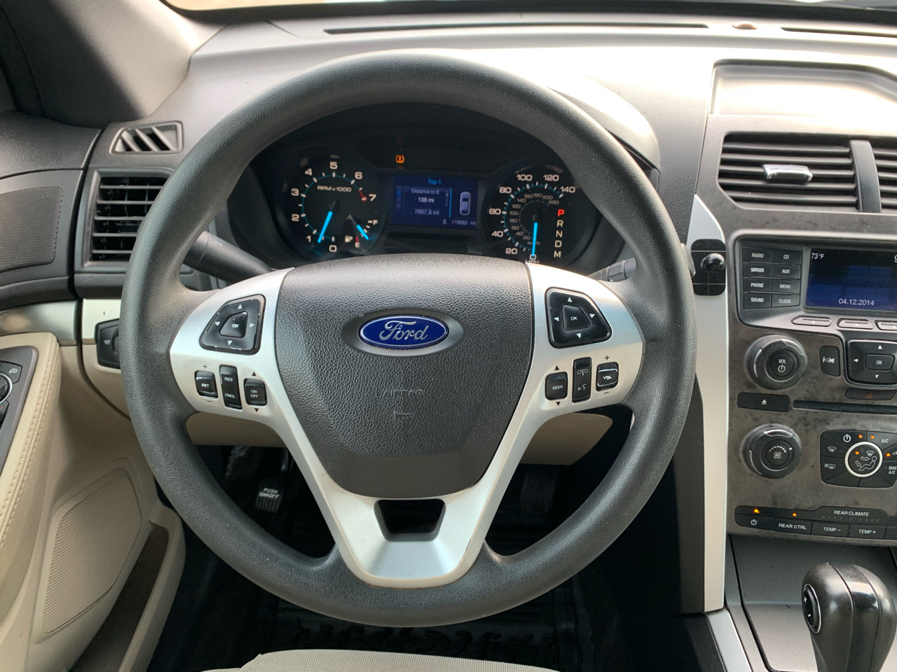 Ford Explorer Base FWD 2015