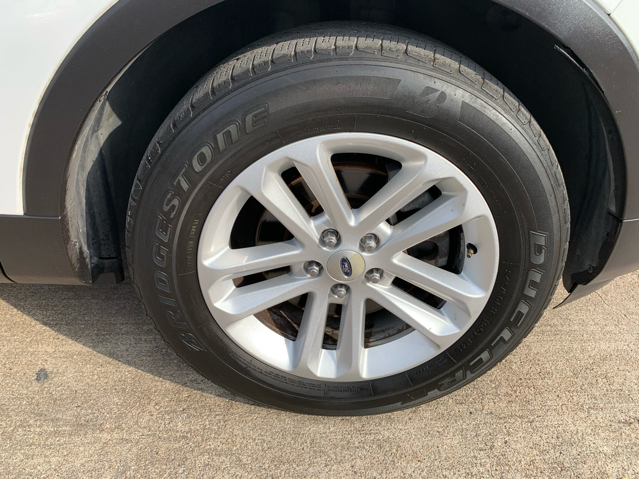 Ford Explorer Base FWD 2015