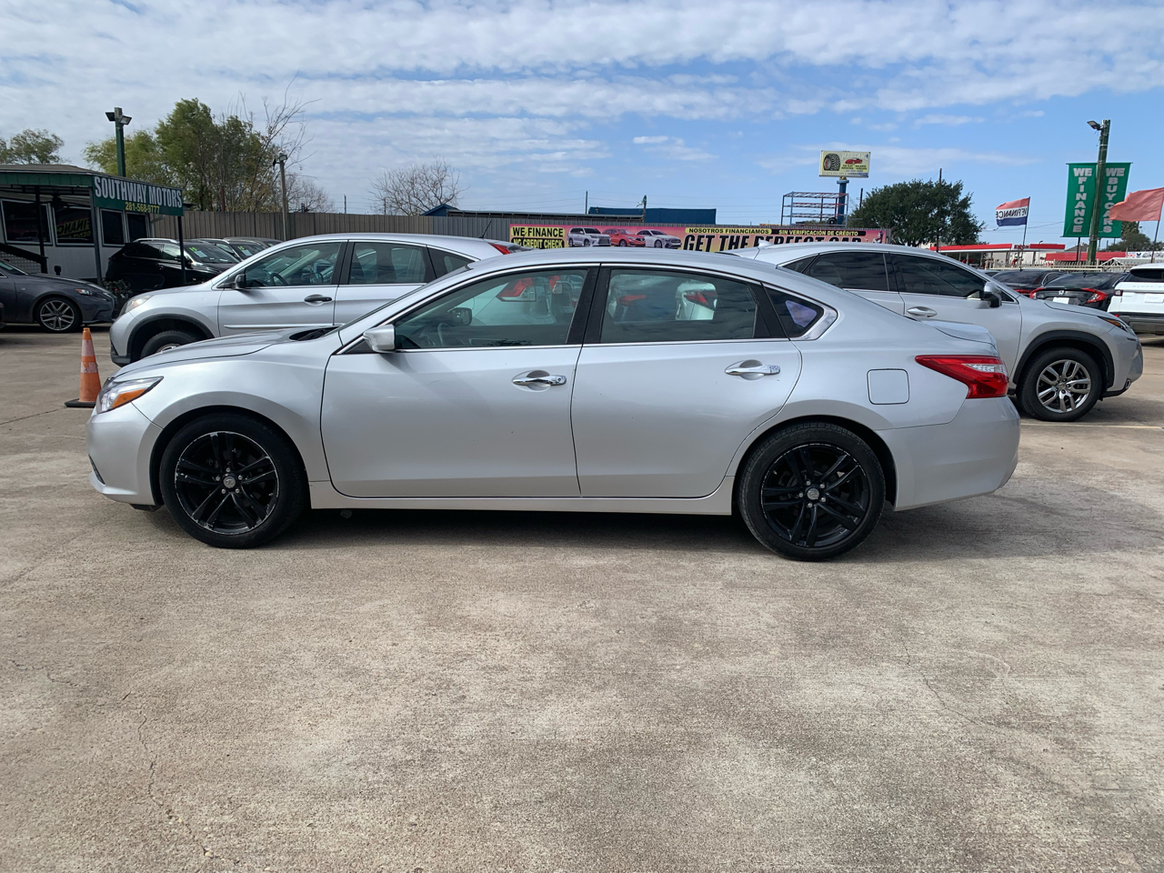 Nissan Altima 2.5 SR 2016