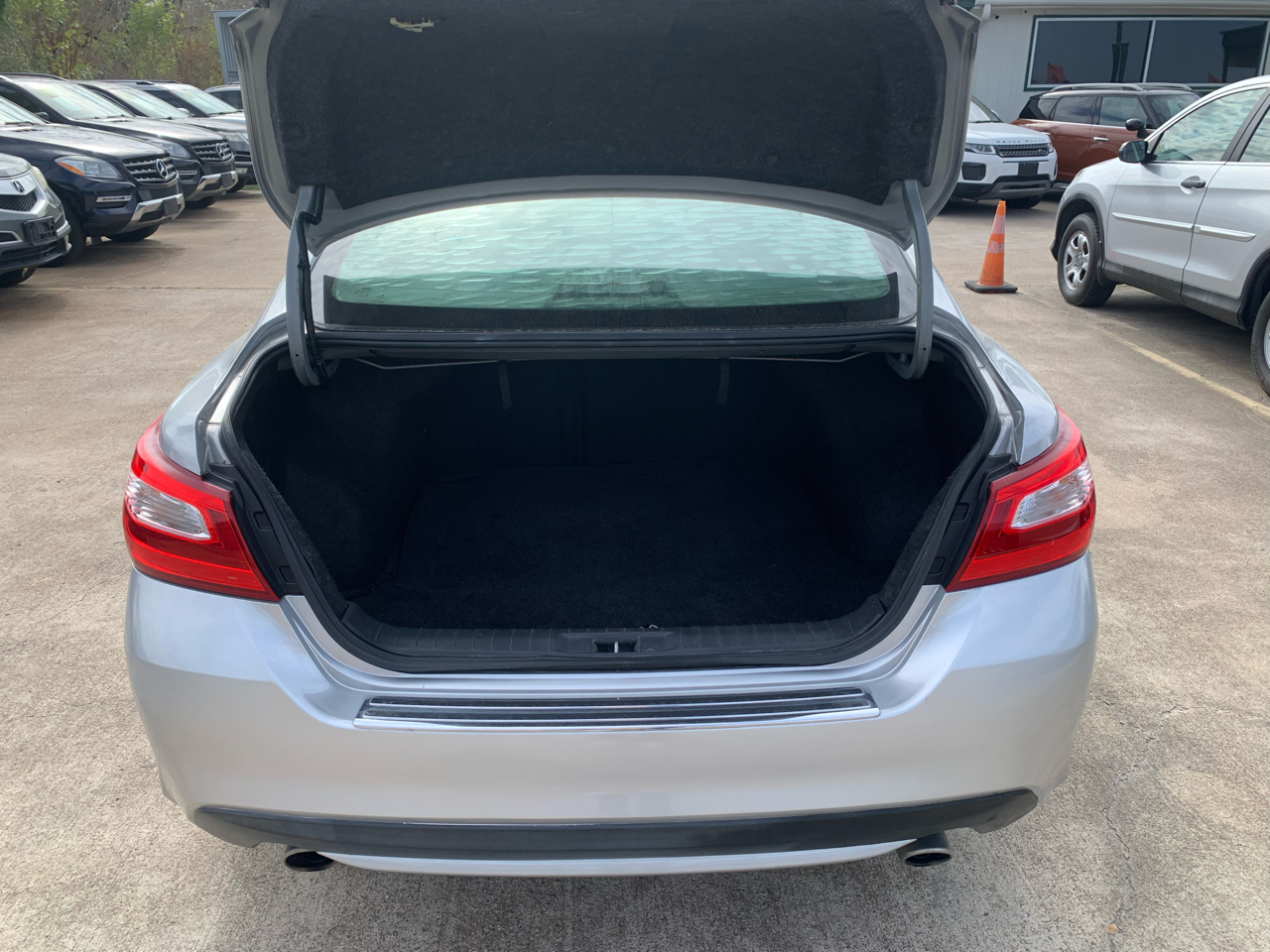 Nissan Altima 2.5 SR 2016