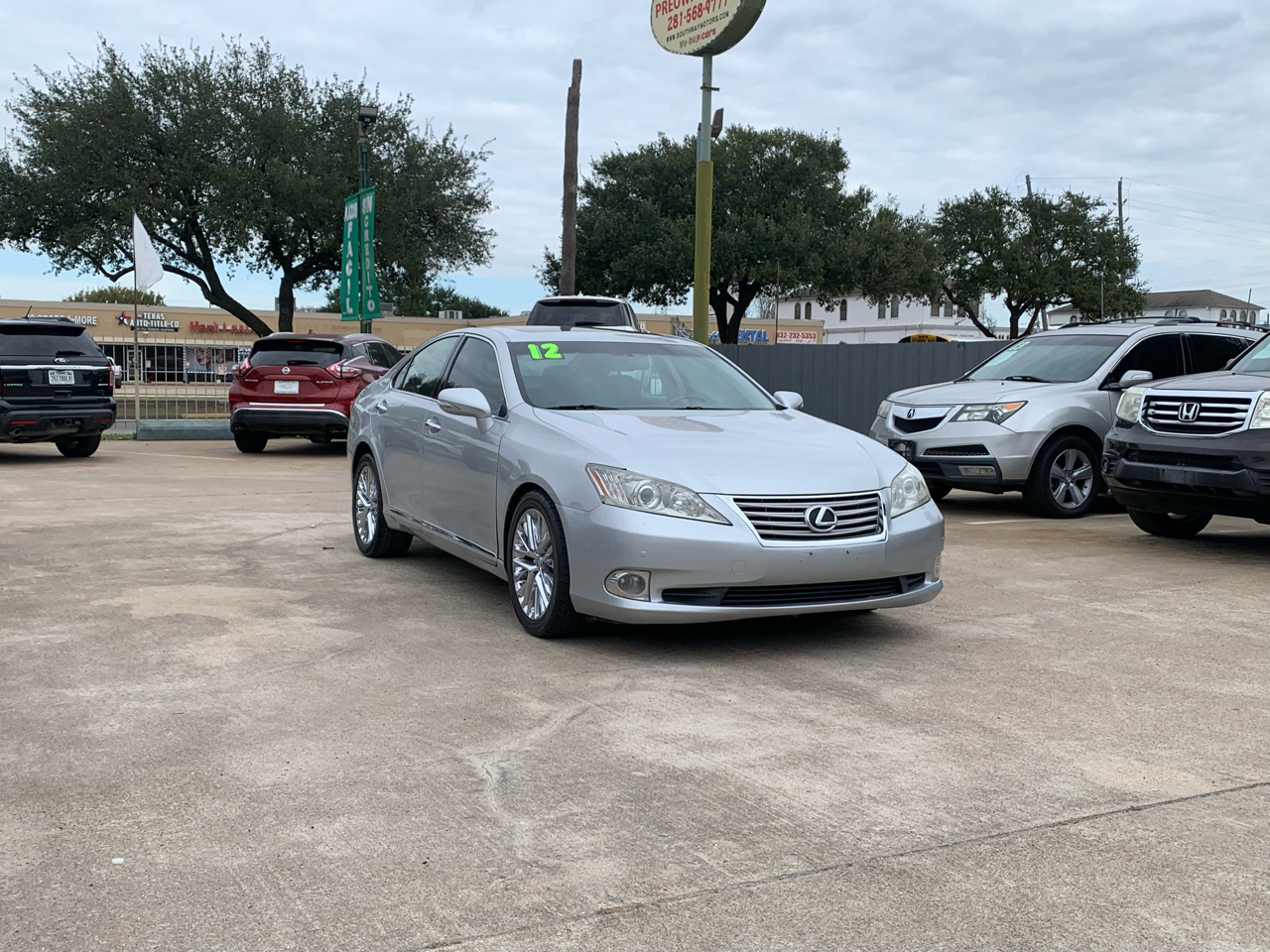 Lexus ES 350 Sedan 2012