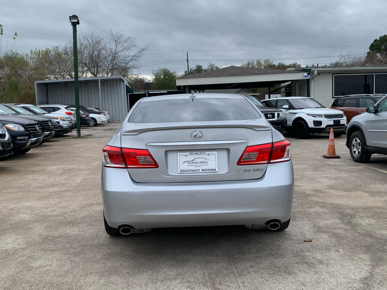 Lexus ES 350 Sedan 2012
