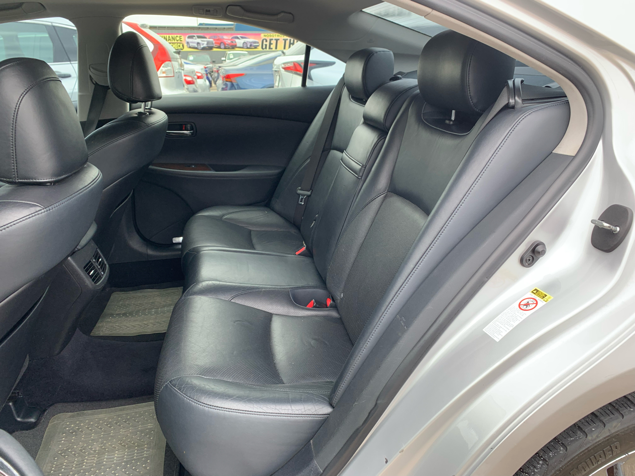 Lexus ES 350 Sedan 2012