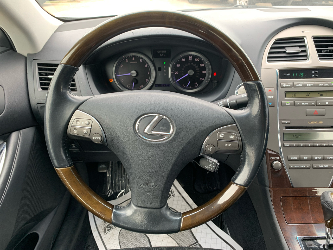 Lexus ES 350 Sedan 2012
