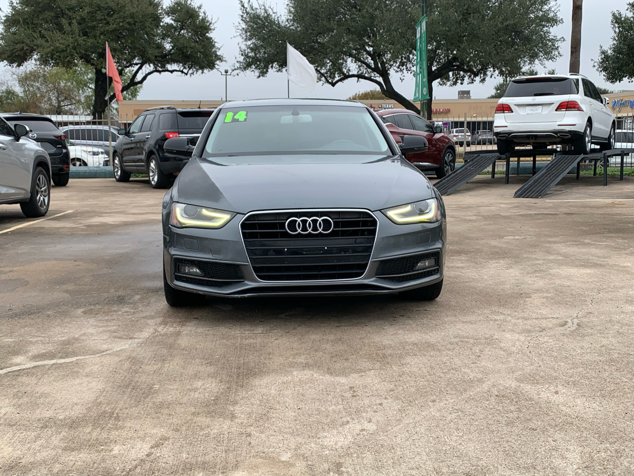 Audi A4 2.0 T Sedan FrontTrak Multitronic 2014