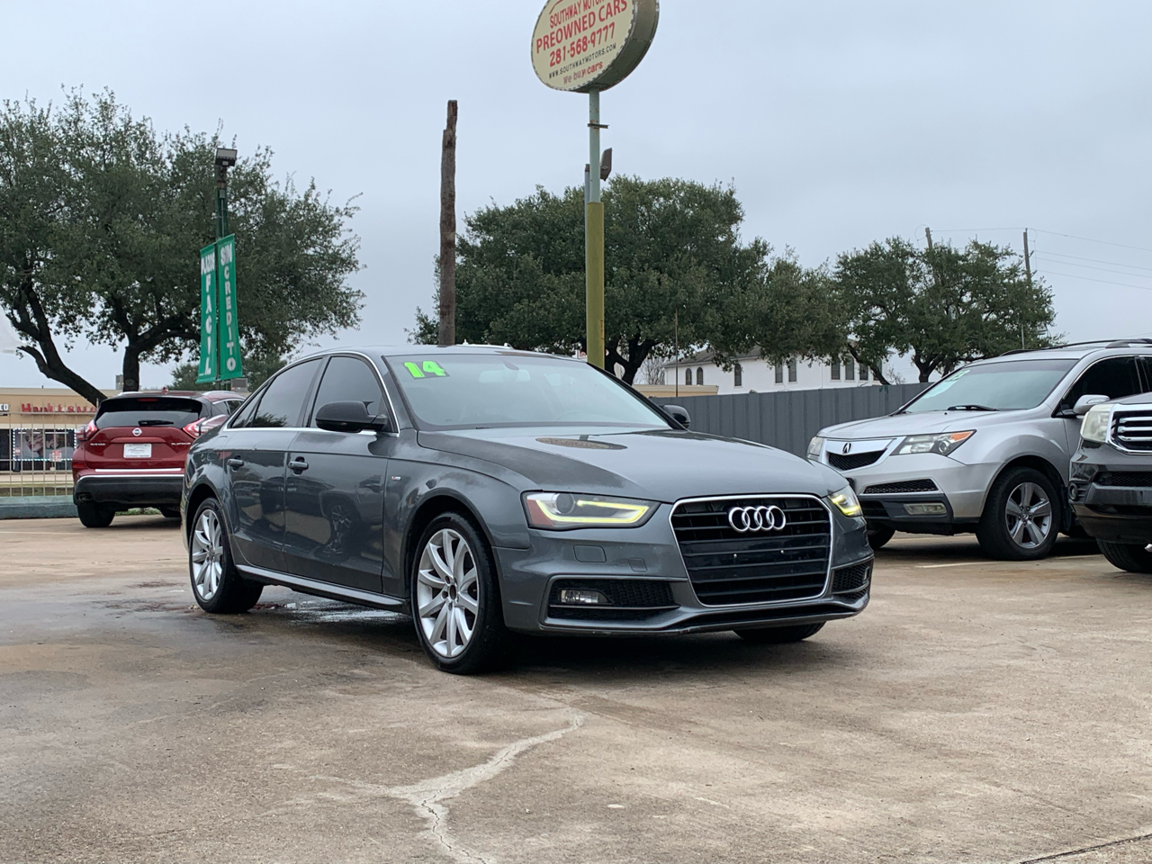 Audi A4 2.0 T Sedan FrontTrak Multitronic 2014