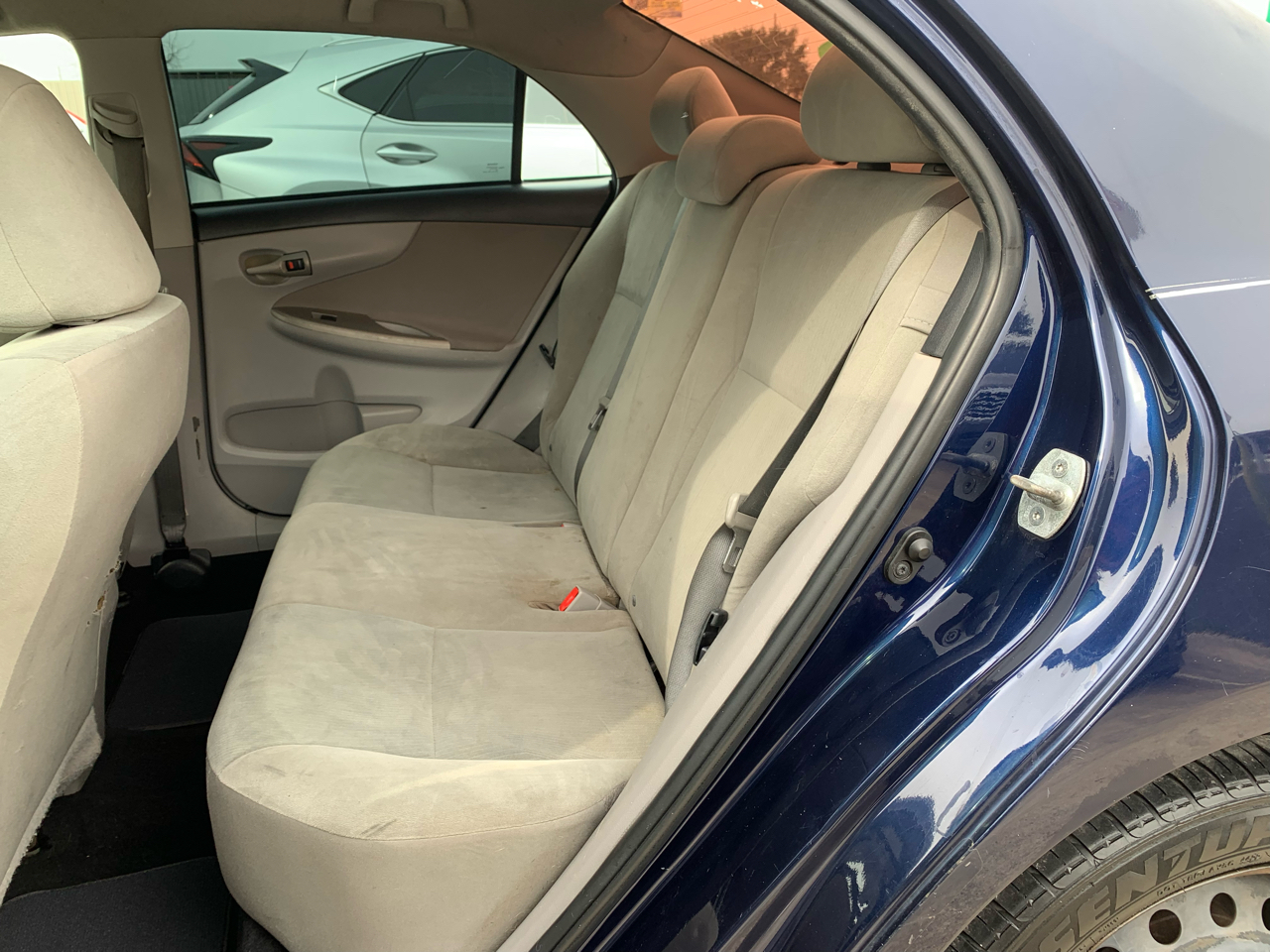 Toyota Corolla L 4-Speed AT 2013