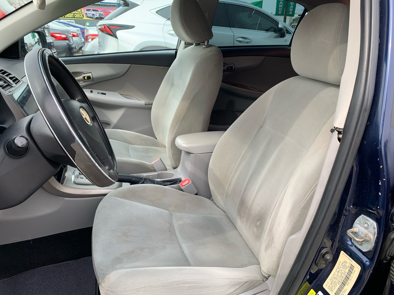 Toyota Corolla L 4-Speed AT 2013