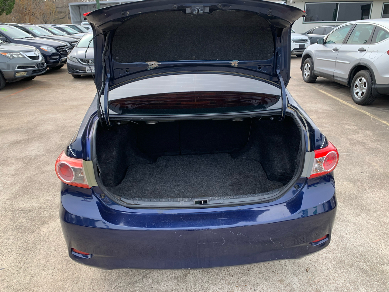 Toyota Corolla L 4-Speed AT 2013