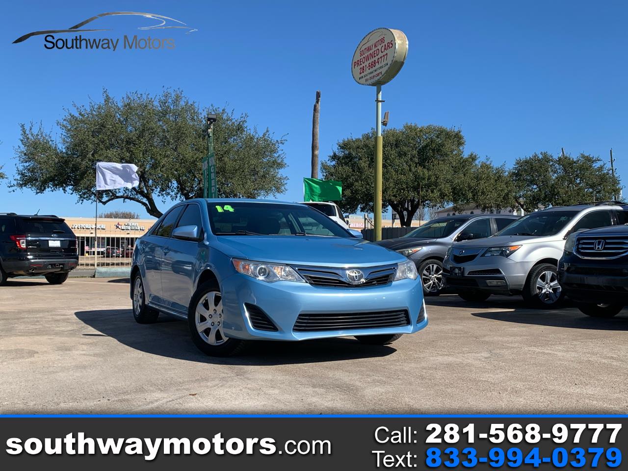 Toyota Camry LE 2014