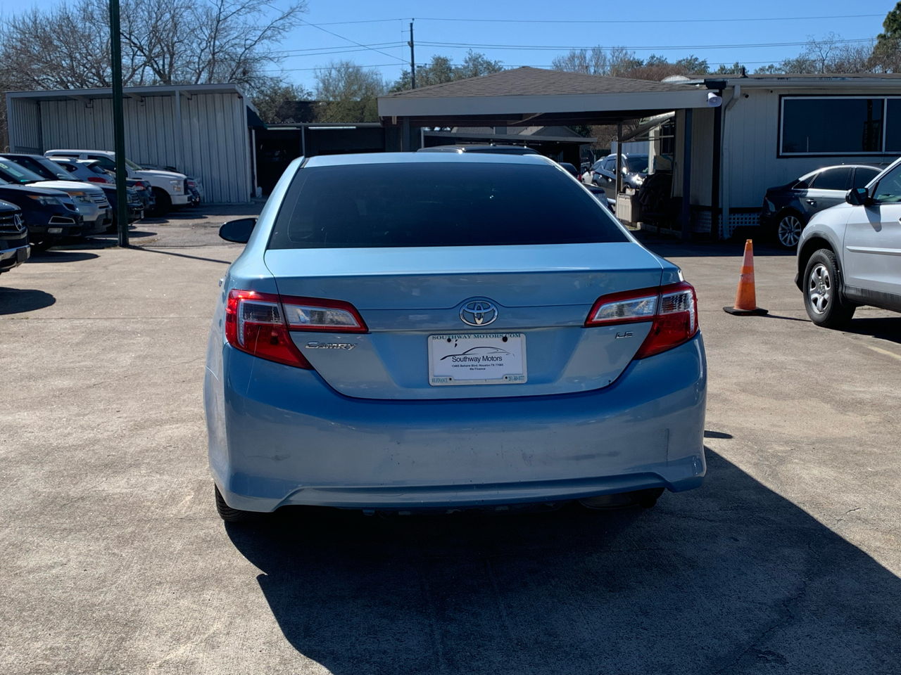 Toyota Camry LE 2014