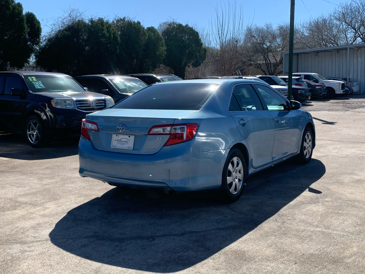 Toyota Camry LE 2014