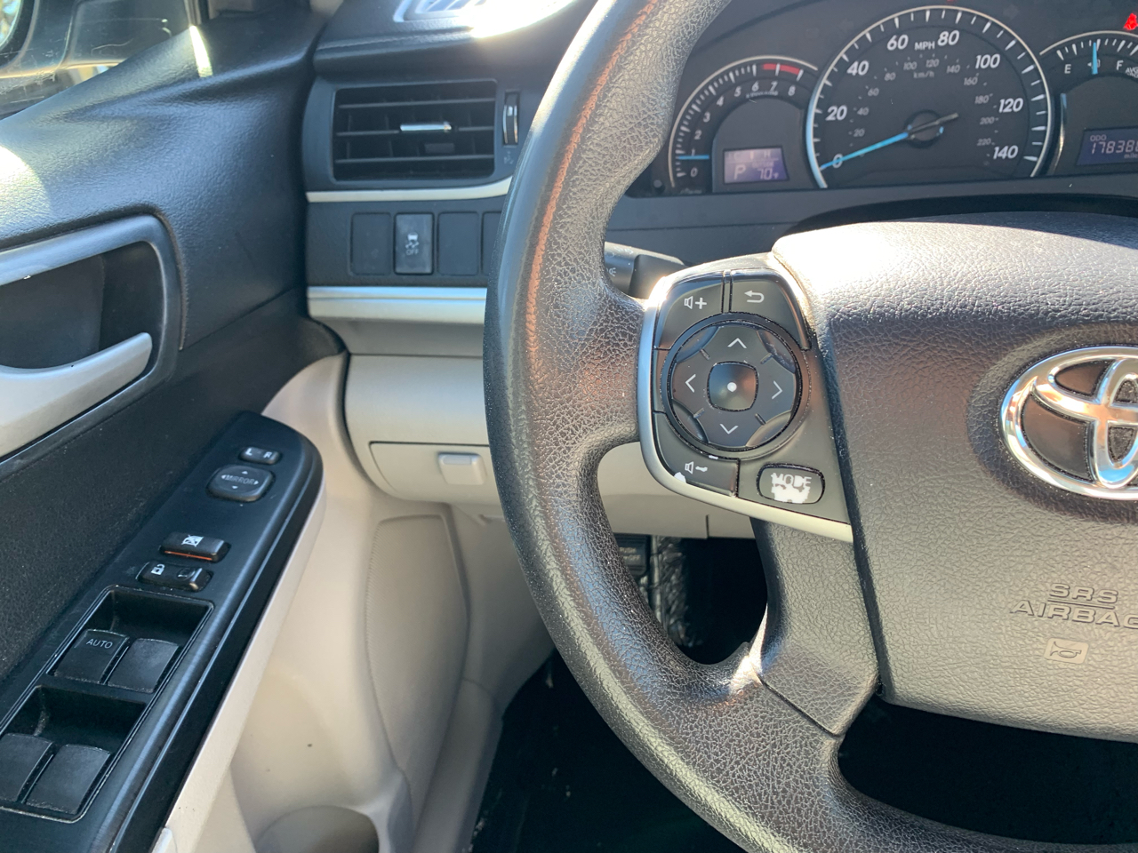 Toyota Camry LE 2014