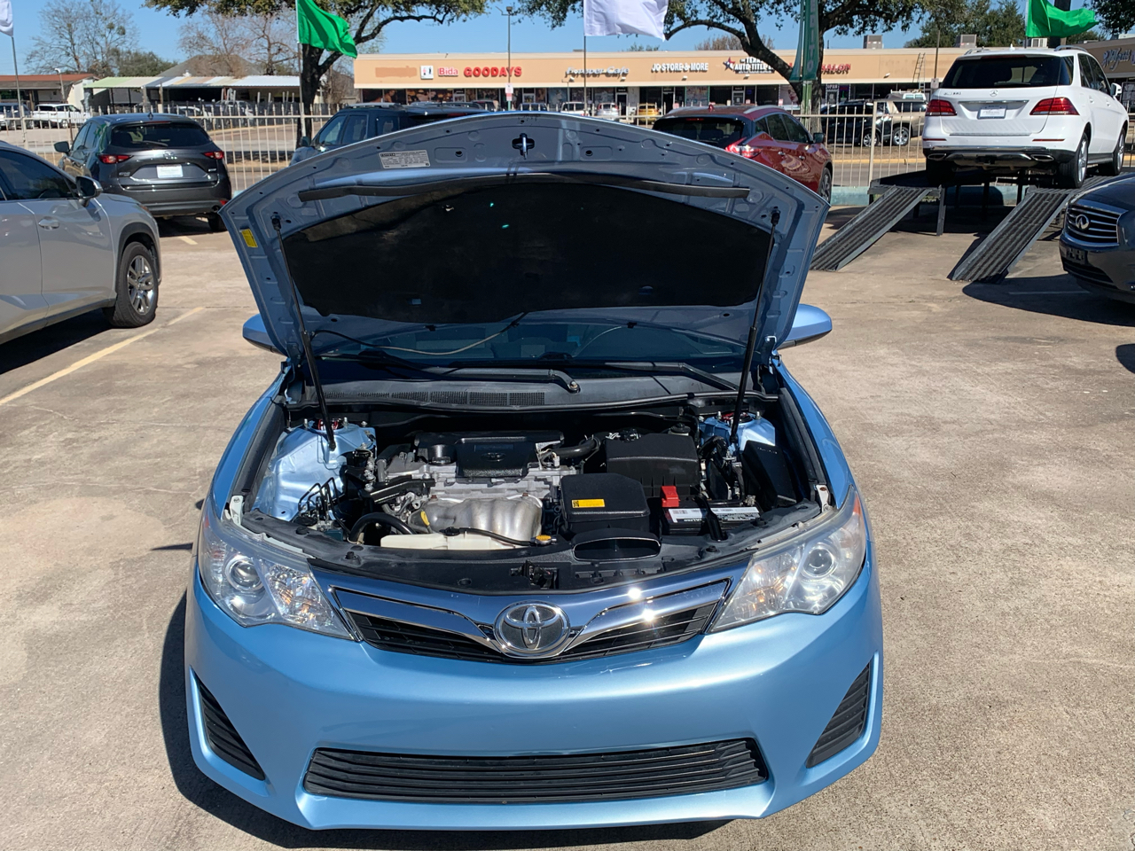 Toyota Camry LE 2014