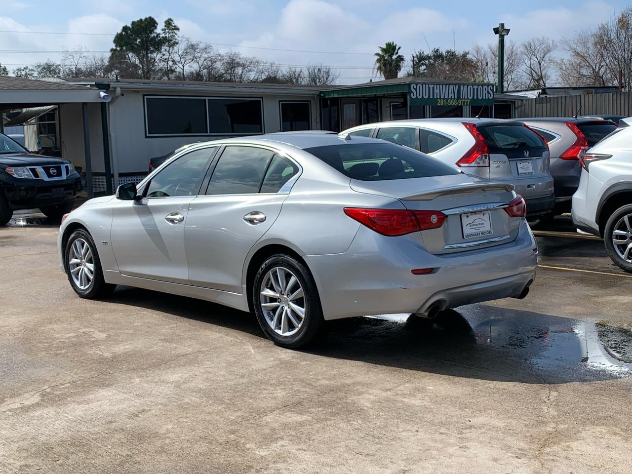Infiniti Q50 2.0t 2017