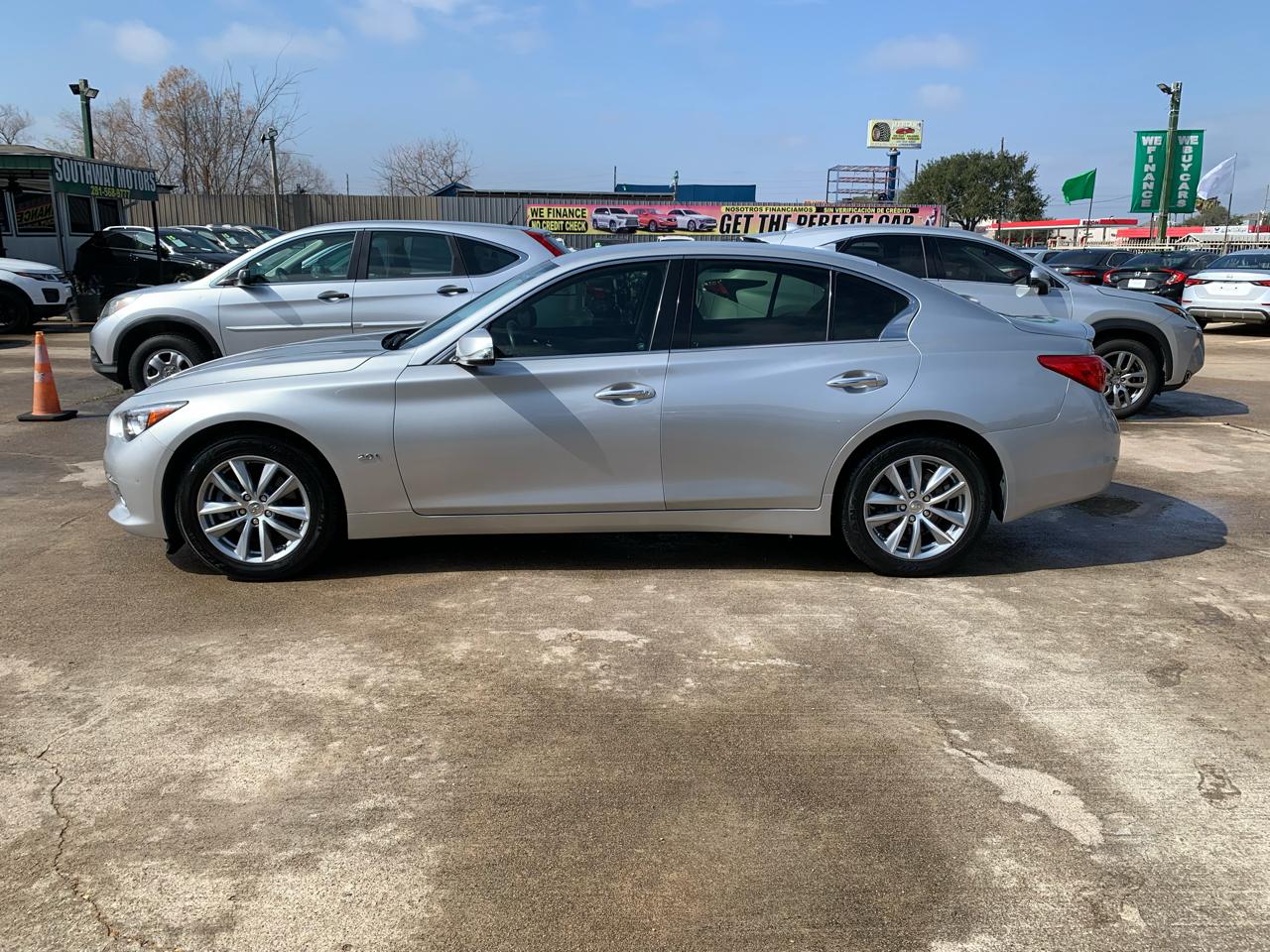 Infiniti Q50 2.0t 2017