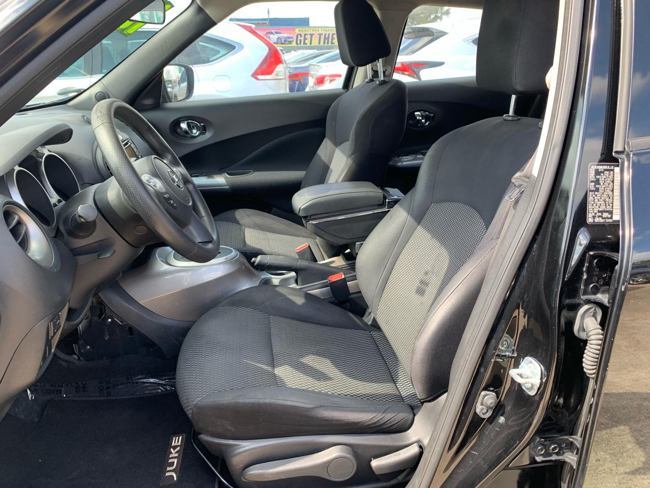 Nissan Juke S FWD 2015