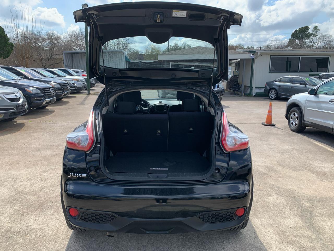 Nissan Juke S FWD 2015