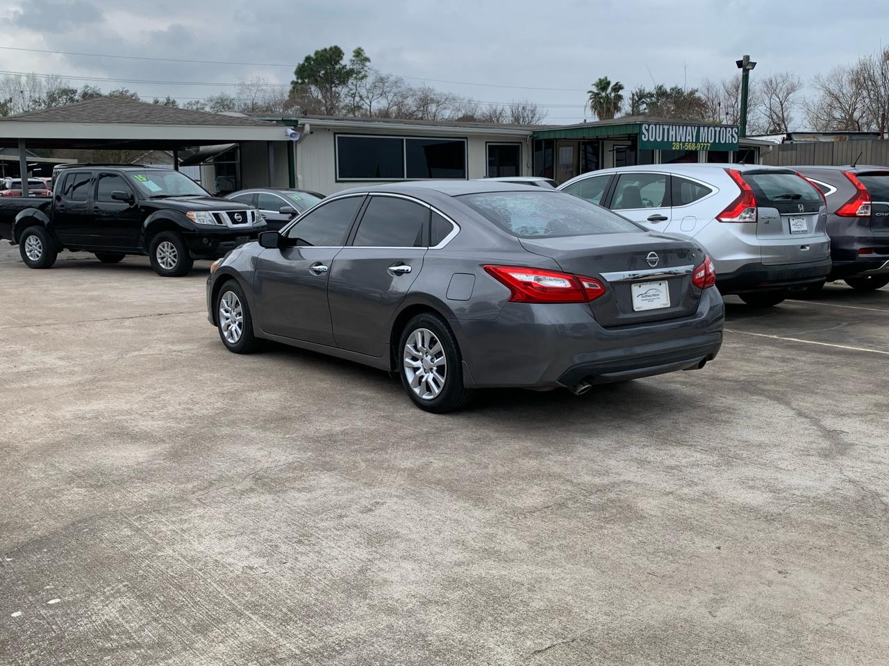 Nissan Altima 2.5 Sedan 2016