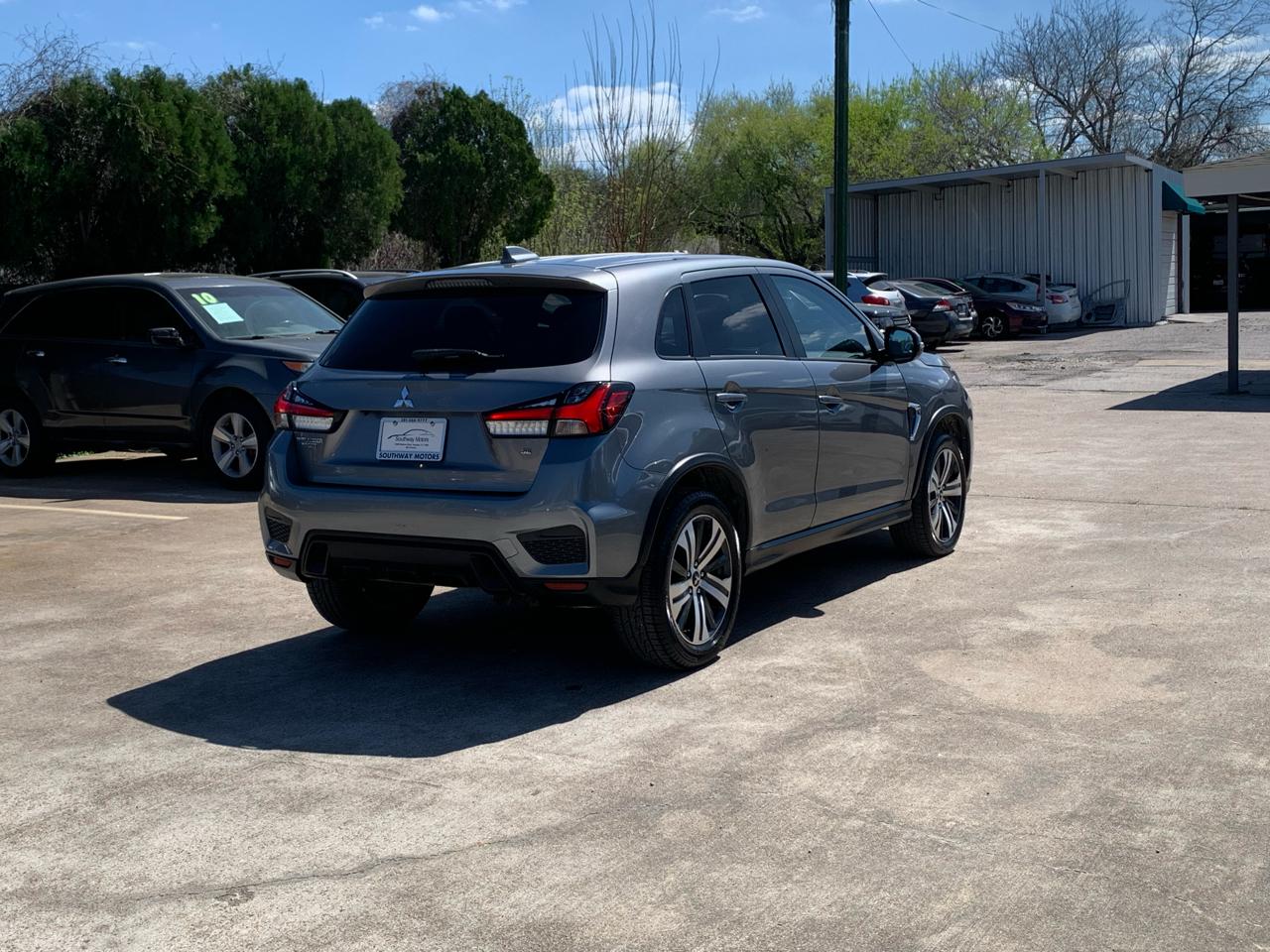 Mitsubishi Outlander Sport 2.0 ES AWD 2021