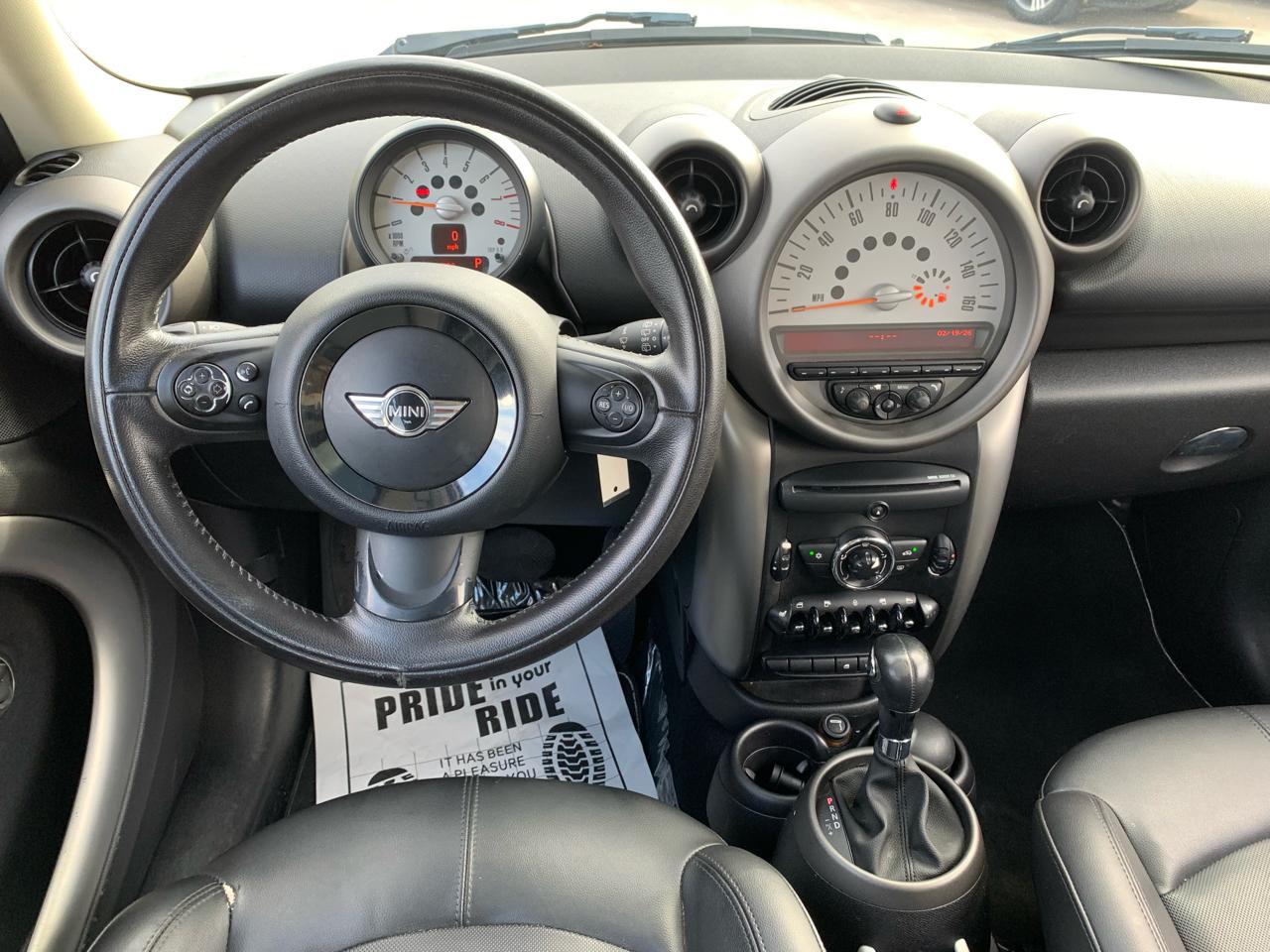 MINI Countryman Base 2012