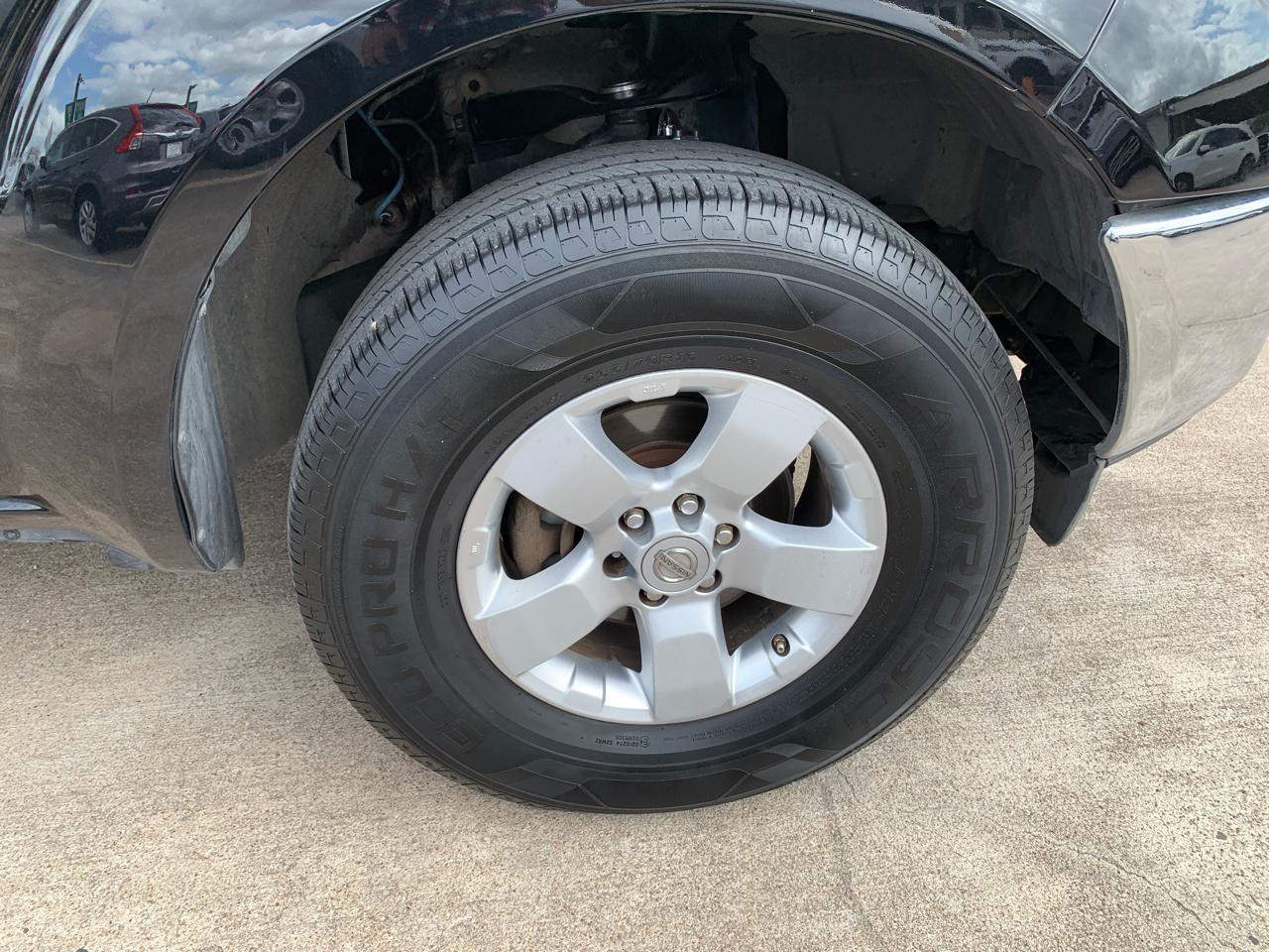 Nissan Frontier S Crew Cab 2WD 2011