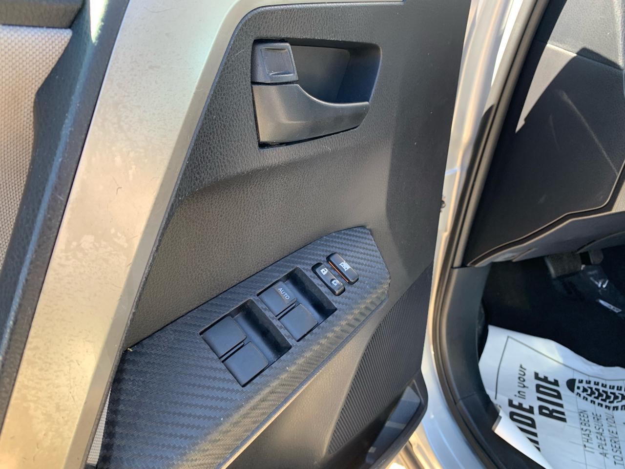 Toyota RAV4 LE FWD 2014