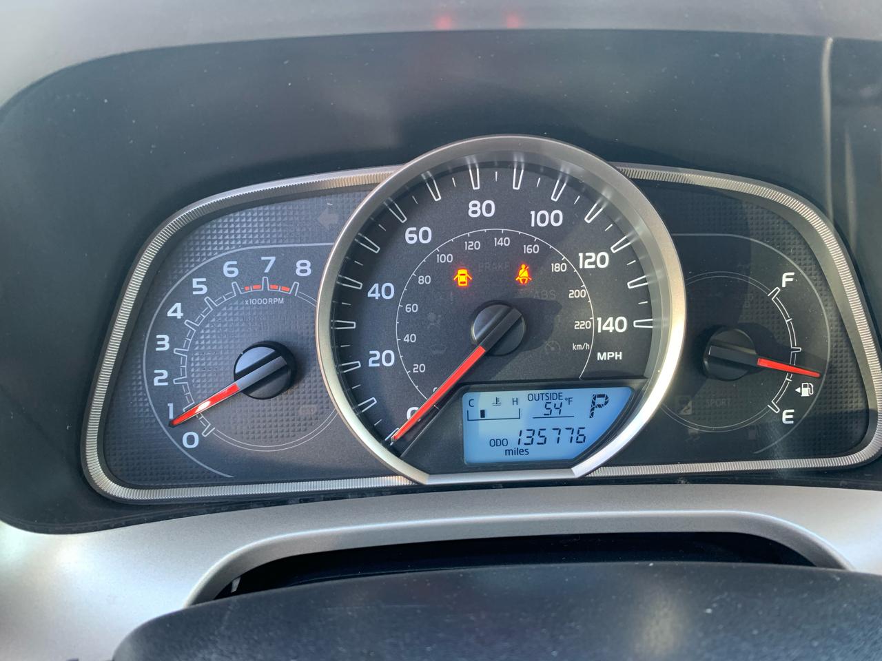 Toyota RAV4 LE FWD 2014