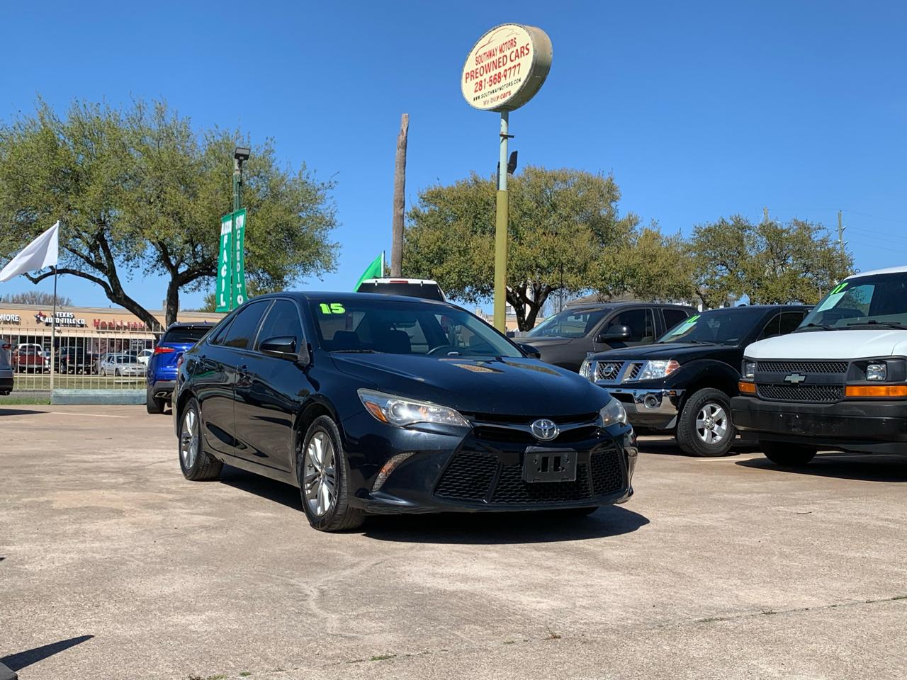 Toyota Camry SE 2015