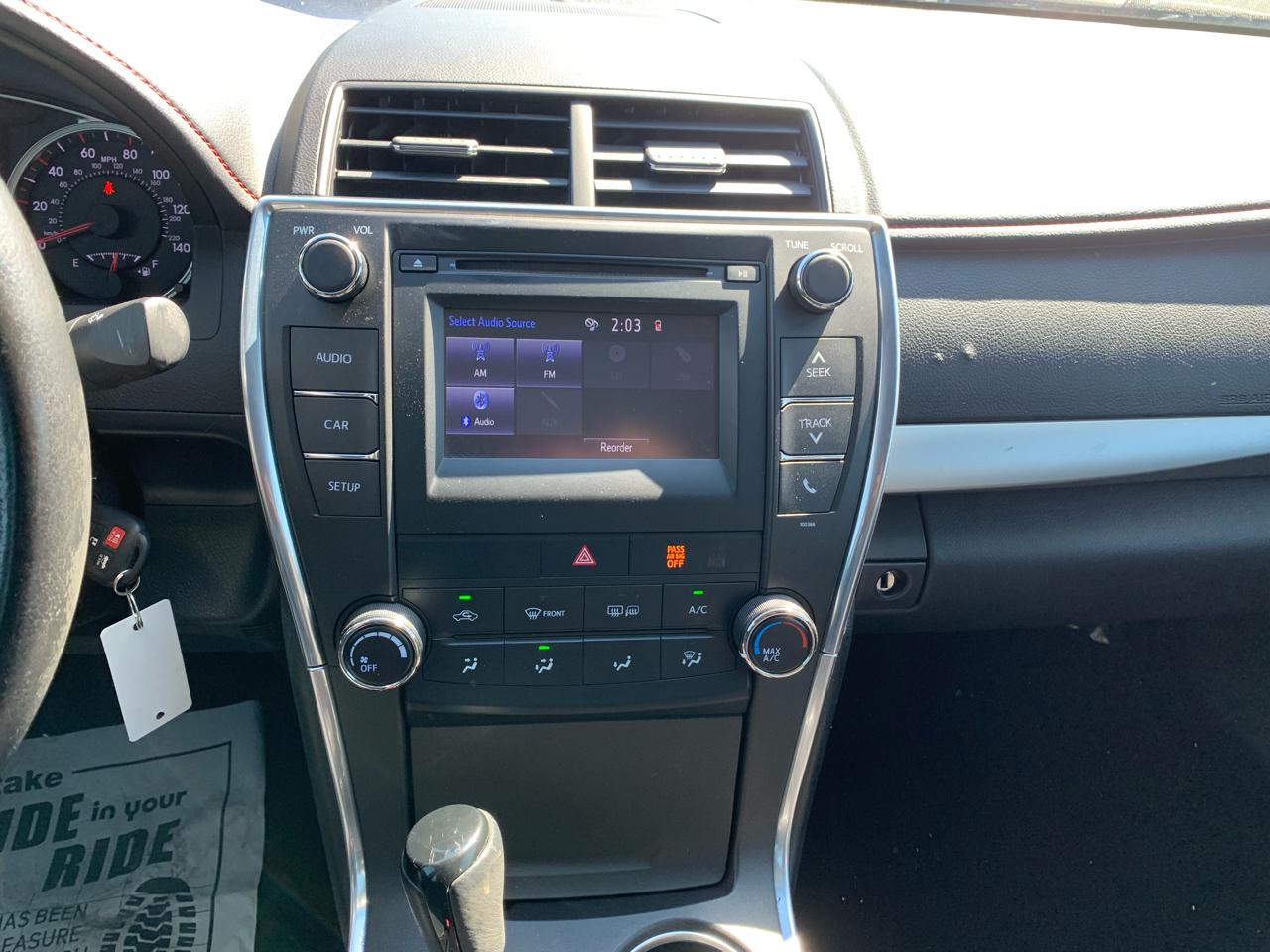 Toyota Camry SE 2015