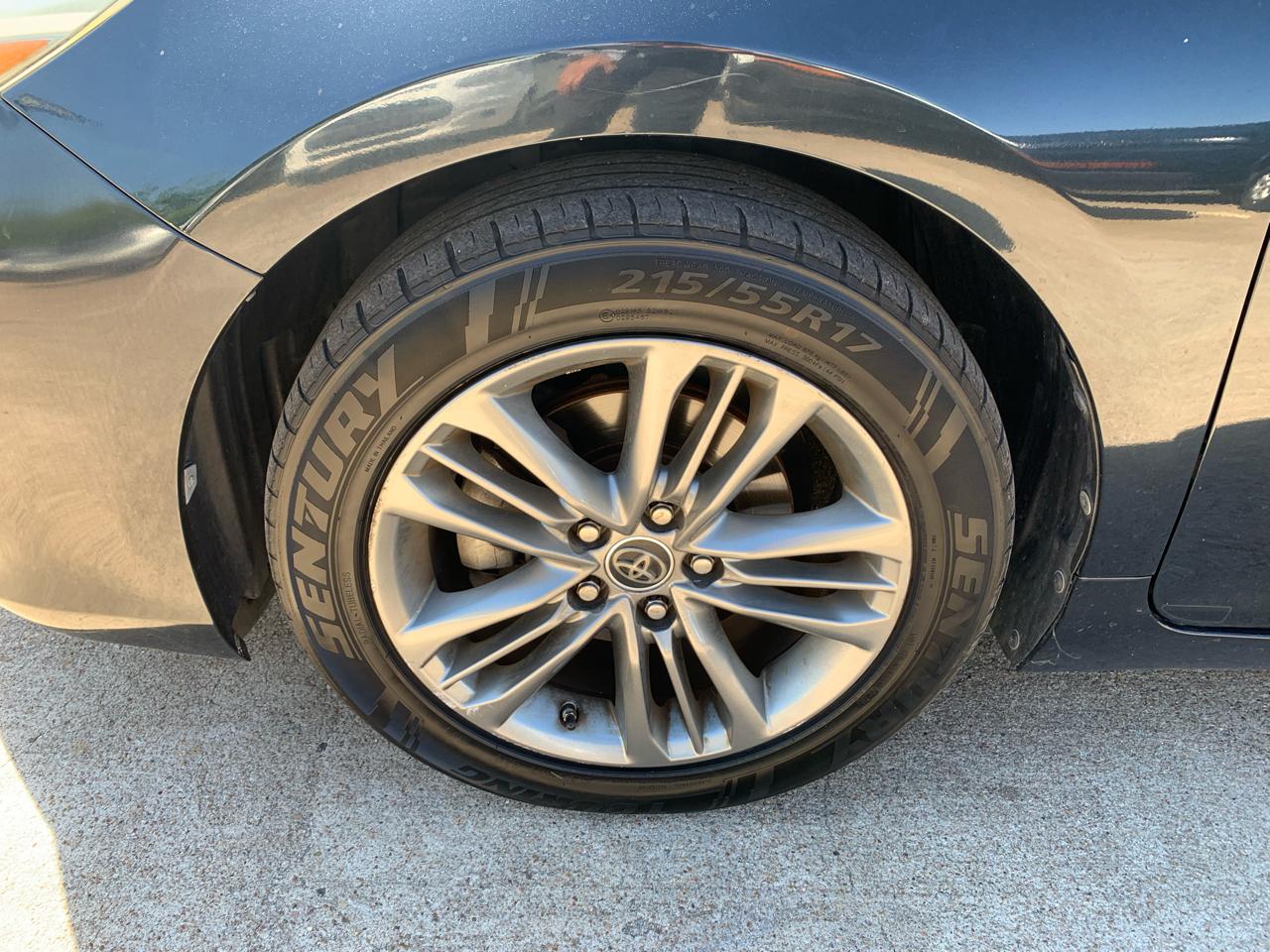 Toyota Camry SE 2015