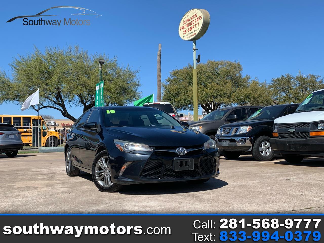 Toyota Camry SE 2015