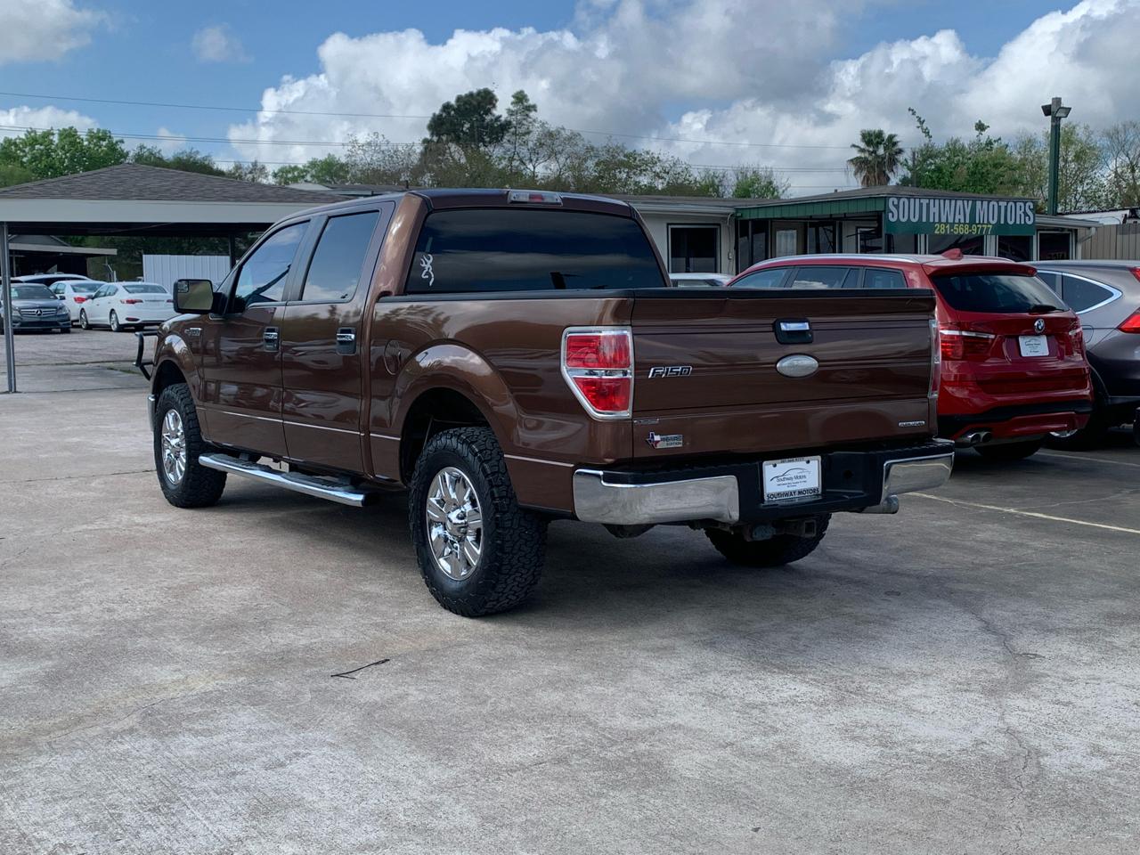 Ford F-150 2WD SuperCrew 139" FX2 2011