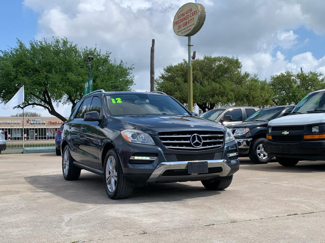 Mercedes-Benz M-Class ML350 4MATIC 2012