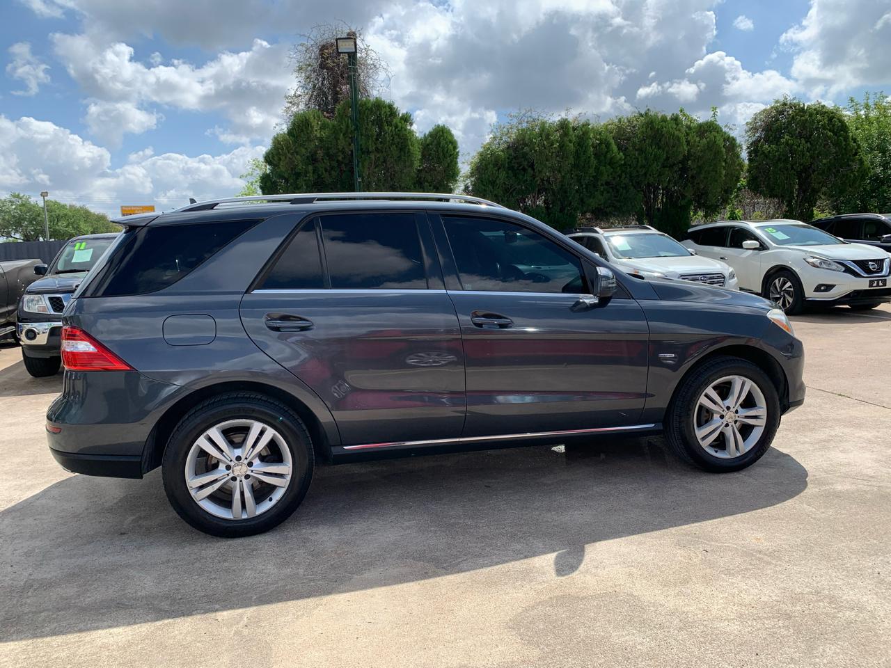 Mercedes-Benz M-Class ML350 4MATIC 2012