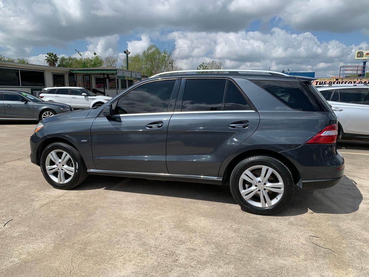 Mercedes-Benz M-Class ML350 4MATIC 2012