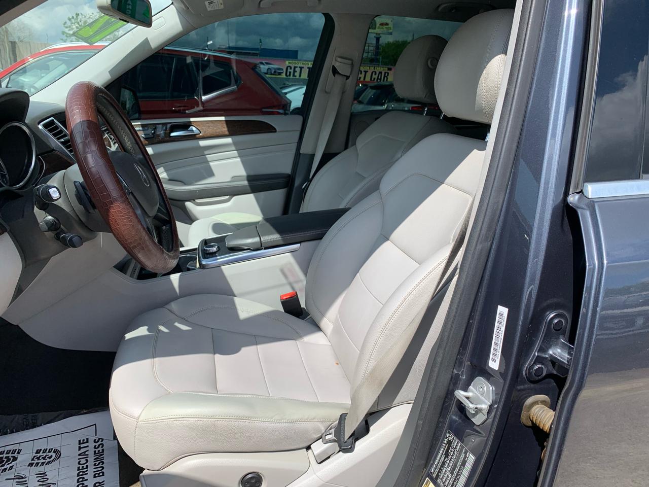 Mercedes-Benz M-Class ML350 4MATIC 2012